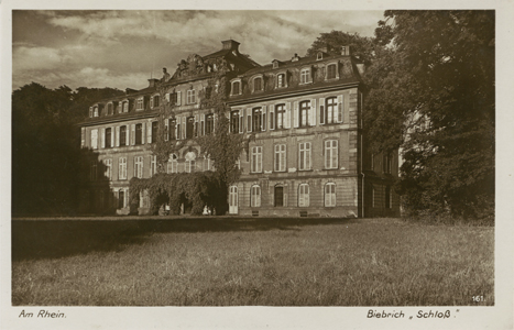 Der Westflügel des Biebricher Schlosses (ca. Anfang des 20. Jahrhunderts)
