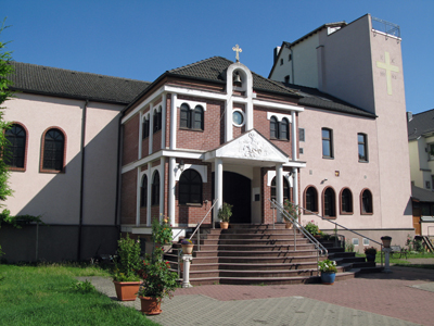 Die Kirche Sankt Georg (Juni 2011)