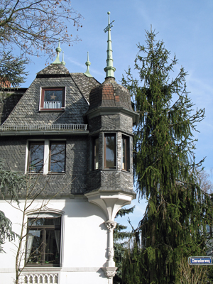Detail einer Villa in der Rheinblickstraße (Februar 2008)